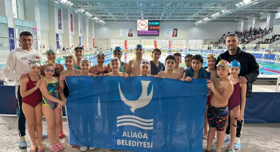 Aliağalı Yüzücüler İzmir'de Zirveye Kulaç Attı