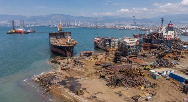 Aliağa Gemi Söküm Bölgesi'nde yeni kapasite artışı süreci